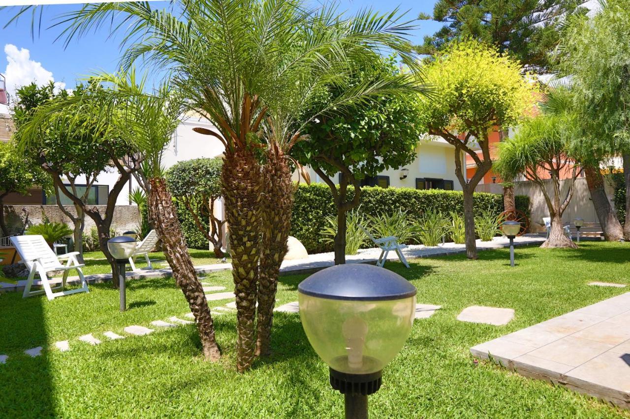 Re Sole La Dependance - Casa Vacanza M E R C U R I O Avola Exteriör bild